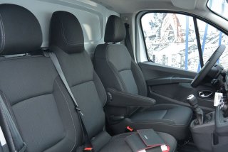 Nissan Primastar L1H1 2.0 DCI 130 CV ACENTA + ATTELAGE à vendre - Photo 7