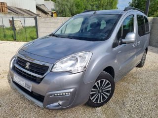 Peugeot Partner 1.6 BlueHDi Style CARNET GPS CLIM GARANTIE 12M à vendre - Photo 3