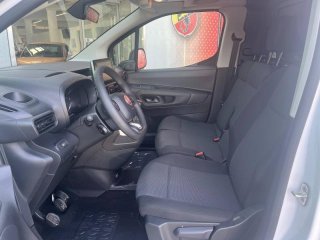 Fiat Doblo XL 950kg BlueHDi 130ch S&S Cabine Moduwork 3 places Pro Lounge Connect à vendre - Photo 15