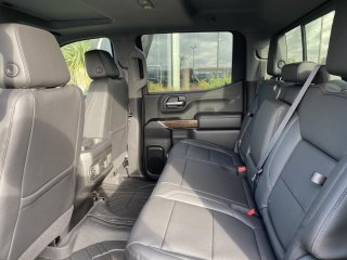 Chevrolet Silverado Crew cab Trailboss 2021 V8 6.2L à vendre - Photo 9