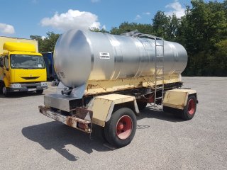 Fruehauf Fruehauf CITERNE INOX ETA 4500 litres 2 essieux à vendre - Photo 2