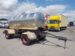 Fruehauf Fruehauf CITERNE INOX ETA 4500 litres 2 essieux à vendre - Photo 3