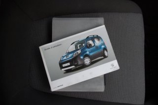 Peugeot Bipper 117 L1 1.4 HDI 70 PACK CD CLIM à vendre - Photo 8